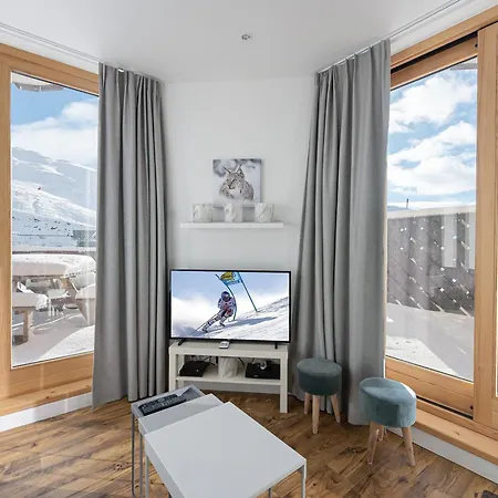 Appartement moderne avec terrasse et accès direct aux pistes - Val Thorens - FR-1-640-23